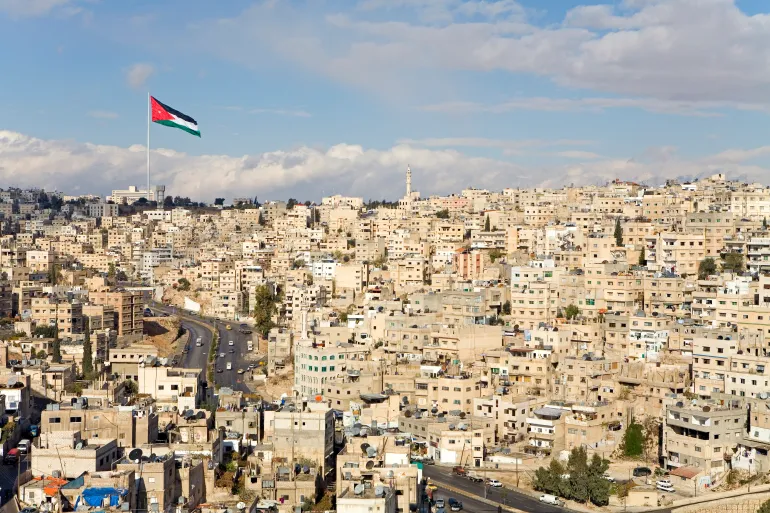 نداء عاجل للتحرك قبل فوات الأوان! حتى لا يغرق الأردن إلى الأبد في المستنقع الإماراتي الصهيوني!